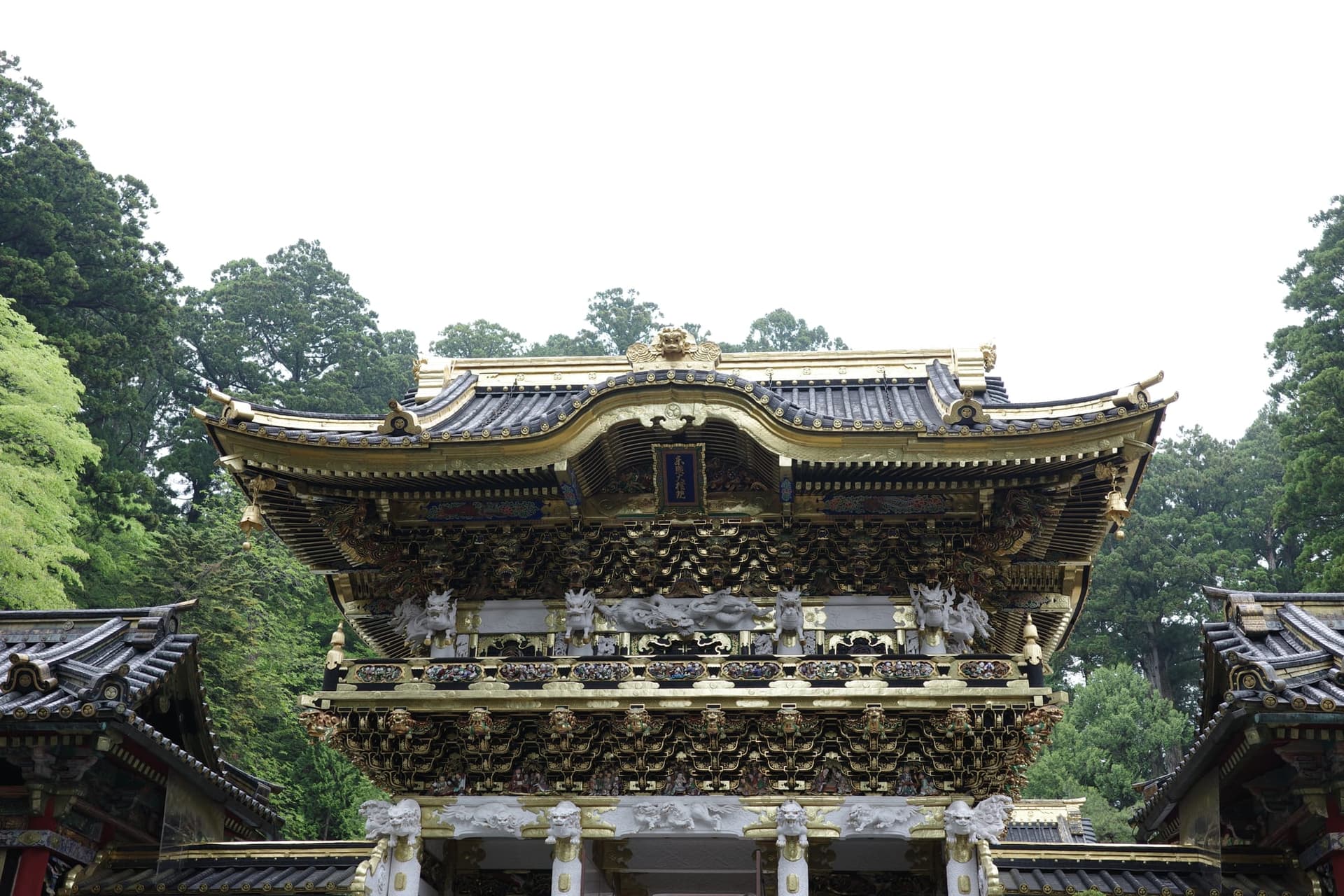 Yomei-mon gate