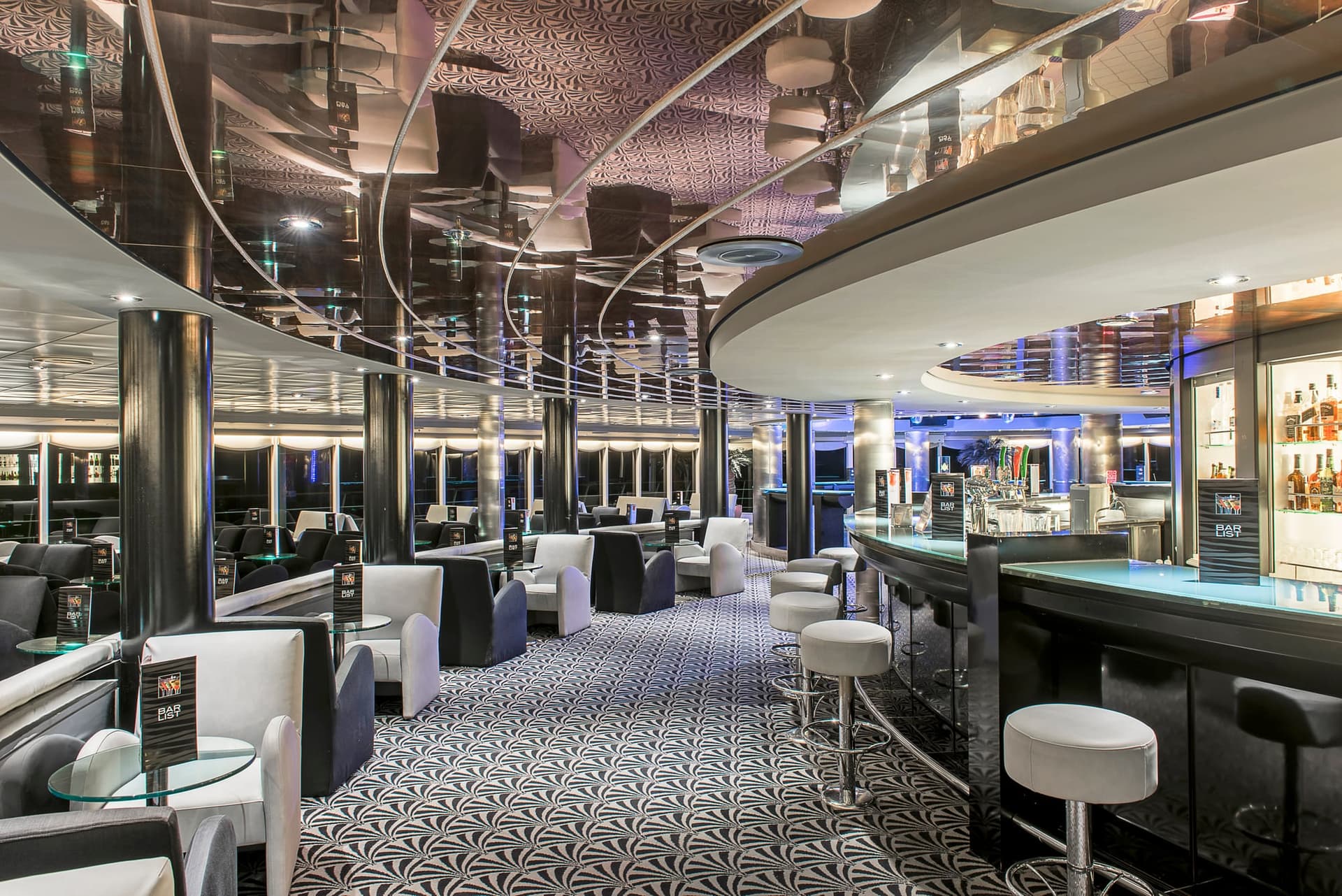 MSC シンフォニア BAR・レストラン 11